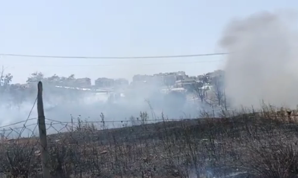 Θεσσαλονίκη: Πυρκαγιά κοντά στο αμαξοστάσιο του ΟΑΣΘ στο Φοίνικα